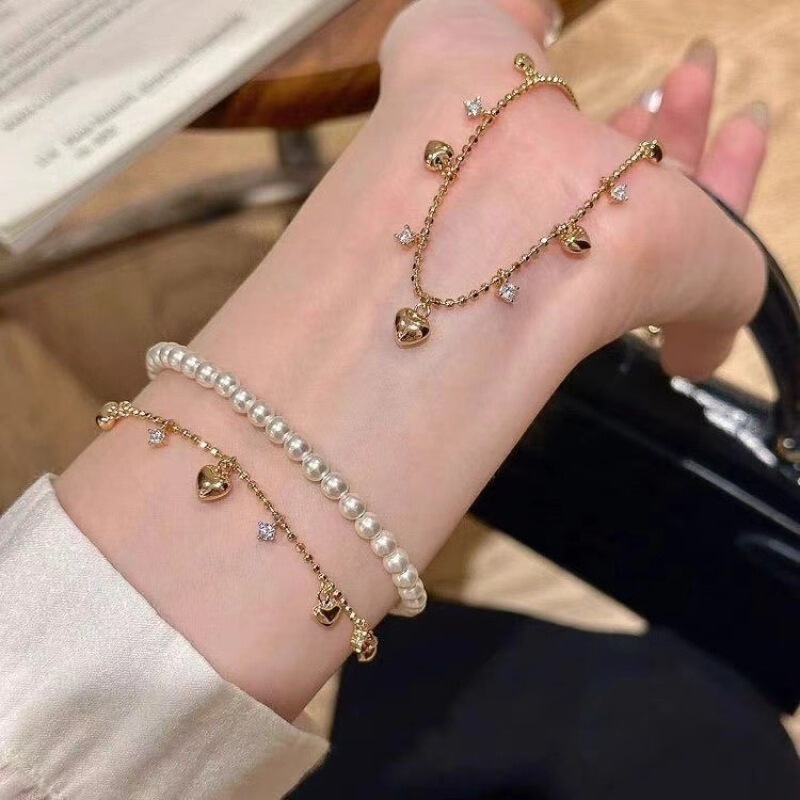 女性のためのラブタッセルシングルダイヤモンドブレスレット 2025 新しいニッチデザインハイエンドファッションライトラグジュアリー多用途ハンドジュエリートレンド|undefined