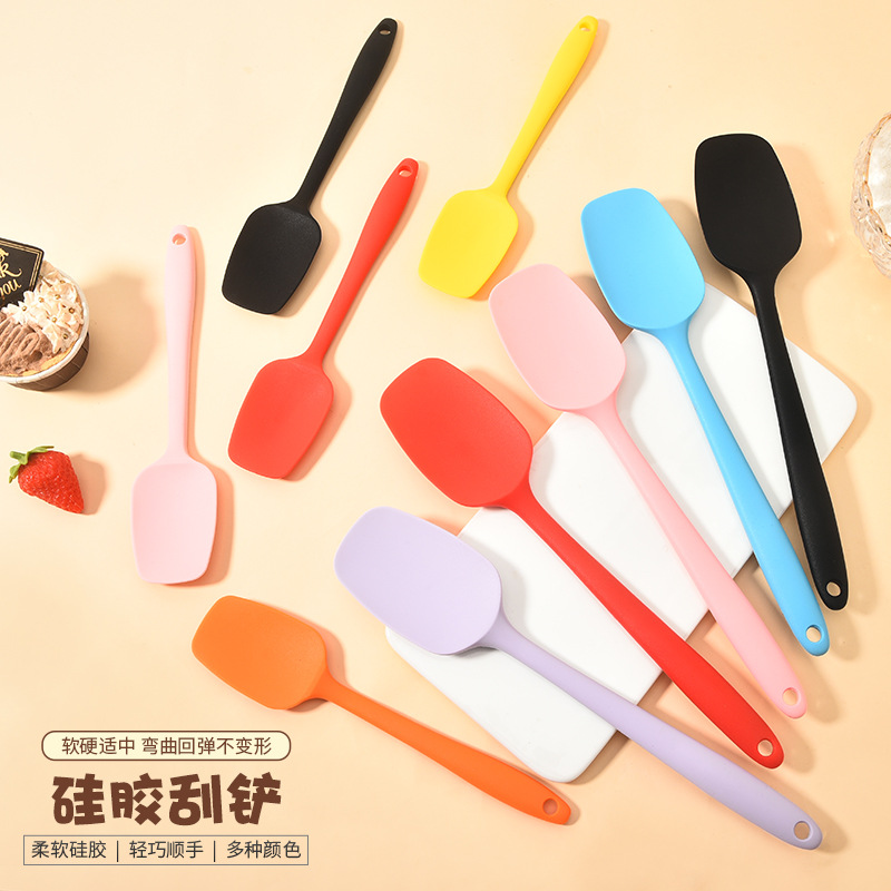 Silicone Spatula Household Baking Tool High Temperature Resistant Integrated Cream Scraper Cake Spatula Mixing Shovel