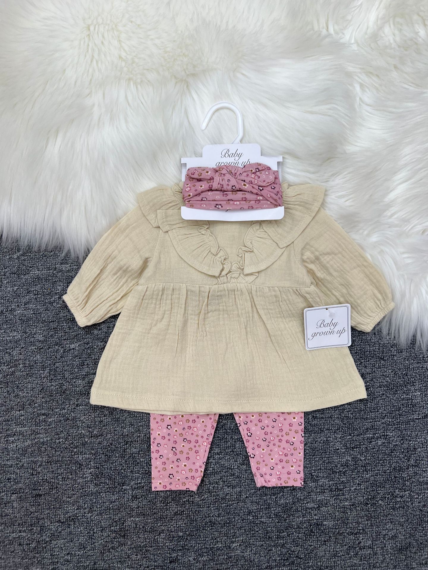 Primavera y otoño niñas falda de flores trituradas tres piezas de algodón puro ropa de muñeca de encaje bebé ropa de raspaje