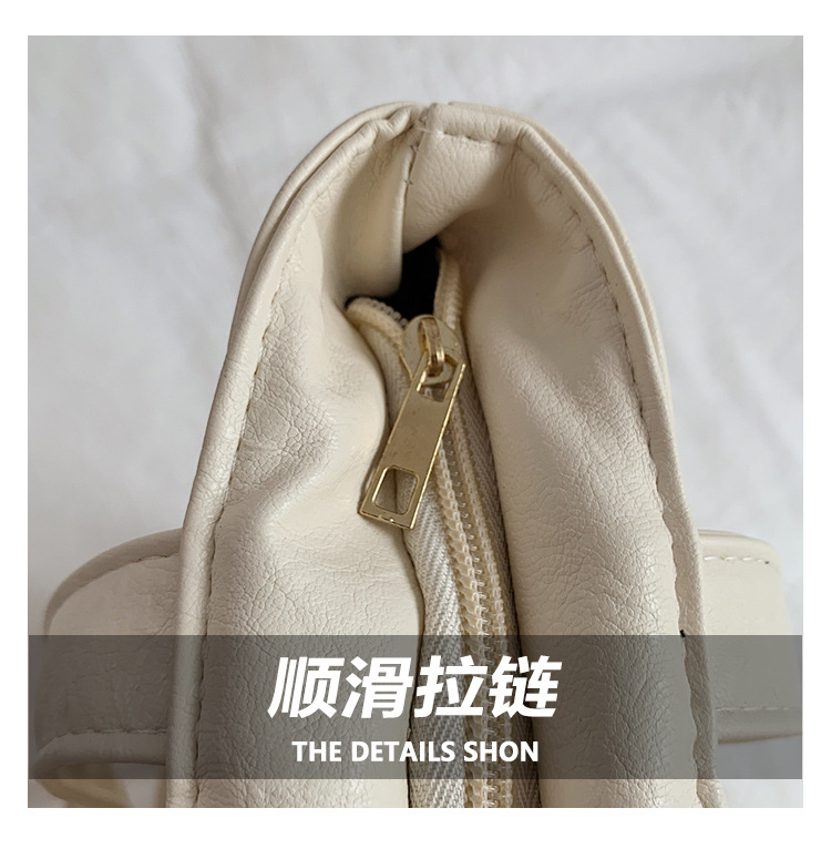 Retro large-capacity tote bag for women, 2024 new style fashionable portable commuting bag for going out, single-shoulder bag for students' classes undefined