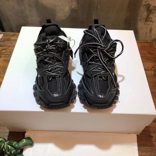 ��ԭ�����ϵ�ЬŮЬtrack3.0 ������Ь������LED�������\����H