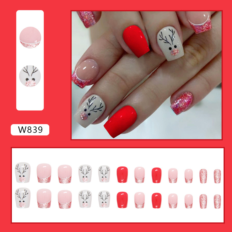Breve balletto, nail art rossa festosa, alci natalizi, unghie finte rosa scintillanti, graziose armature da indossare_voghion.com