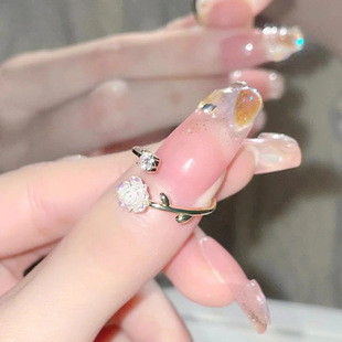 Super Flashing Thorns Mountain Camellia Ring Female Xiaomiangfeng Sweet Flower Flower Flower Discolor Open Forest upsmates Christmas gifts
