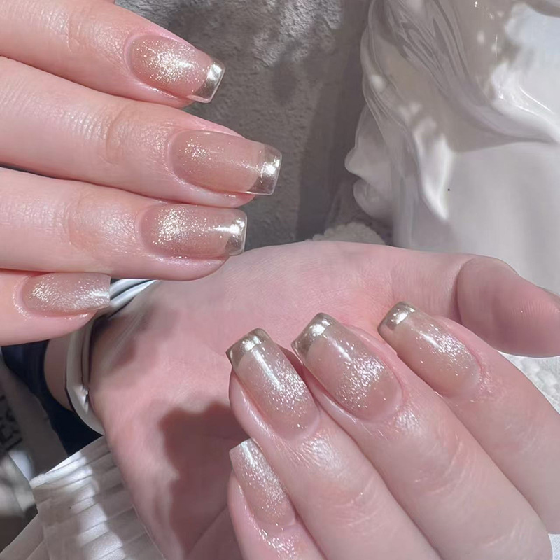 Elegant fashionable universal fake nails