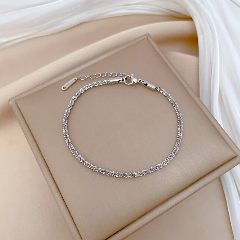 Pulsera de cadena personalizada minimalista para mujer estilo retro_voghion.com