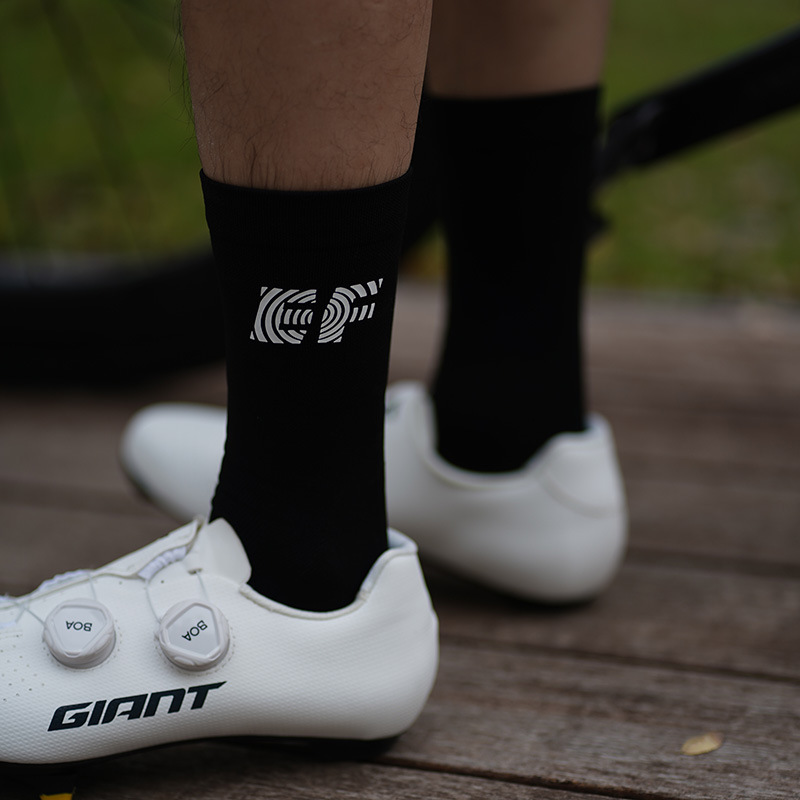 Cycling Socks Breathable Sweat Wicking Quick Drying Compression Socks Tour De France Style For Road Bikes_voghion.com