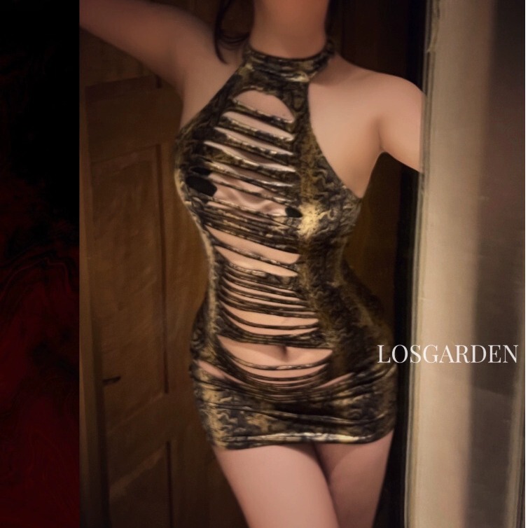 Halter Neck Hip-Hugging Sexy Lingerie, Sexy Plus-Size Nightclub Uniform, Seductive Snakeskin Pattern, Pure Desire Women's Nightdress, Alluring