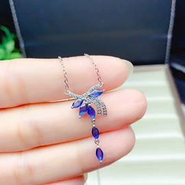 宝石手饰;宝石项饰;宝石耳饰