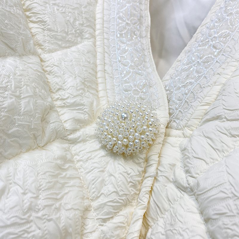 Fashionable light and thin velvet winter down jacket