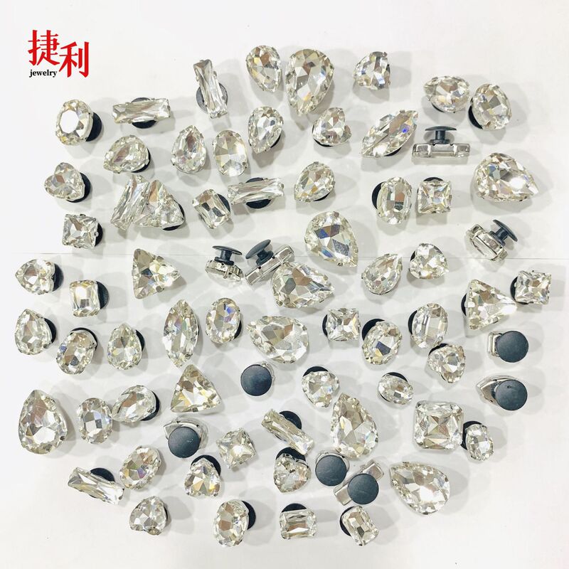 New hole shoes accessories garden shoes crystal diamond shoes flower vamp shoe buckle I-shaped buckle diy jewelry accessories wholesale