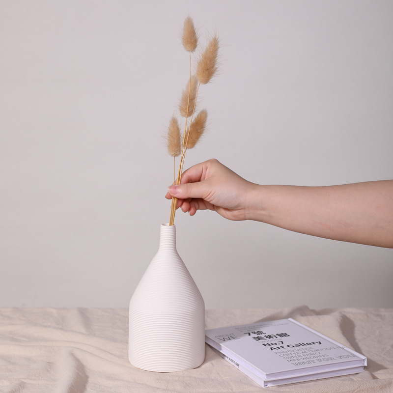 Nordic ins florero de cerámica blanca simple sala estar creativa flor seca arreglo decoración suave accesorios para el hogar al por mayor