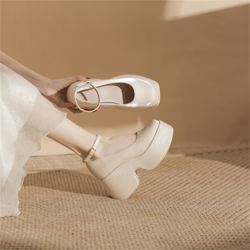 8082 Comfortable Ultra-High Heel Fashion Sandals with Single Strap, Chunky Heel, Waterproof Platform, Roman Style Women's Shoes, Thick Sole, New Versatile Model, Not Tiring 8082 Comfortable Ultra-High Heel Fashion Sandals with Single Strap, Chunky Heel, Waterproof Platform, Roman Style Women's Shoes, Thick Sole, New Versatile Model, Not Tiring
