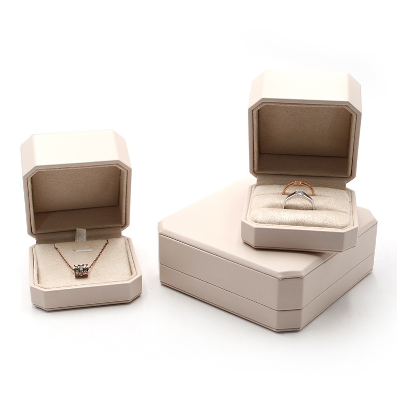 八角米色首飾珠寶盒PU皮戒指盒婚禮對戒盒吊墜項鍊盒手鐲盒手鍊盒