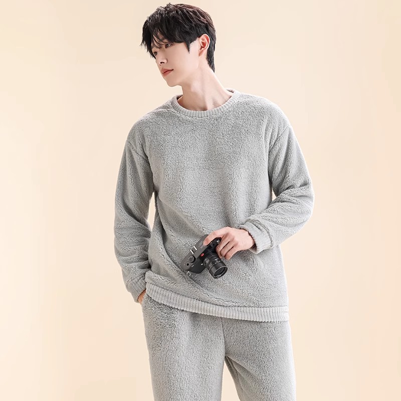 풀오버 스타일 라이트 그레이