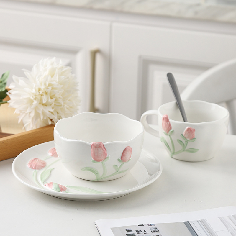 Ceramic embossed three-dimensional Tulip French-style ceramic dinner plate ins high-value home restaurant breakfast bowl mug Ceramic embossed three-dimensional Tulip French-style ceramic dinner plate ins high-value home restaurant breakfast bowl mug
