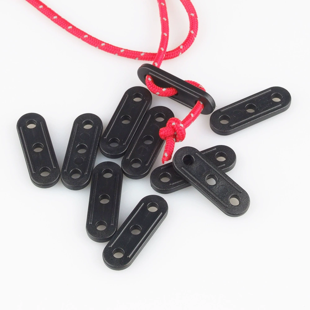 Plastic tent for eyes, clips included
