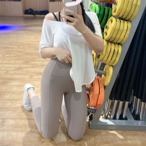 Quick-drying, high-waisted, nude-feeling, high-elasticity, no-embarrassment, yoga nine-point pants for women, running fitness leggings, training pants worn outside