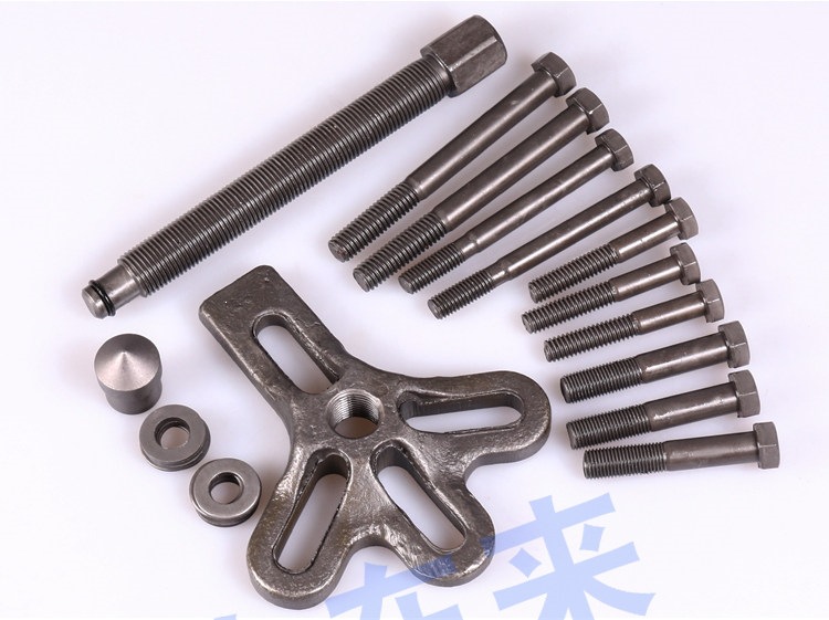 Steering wheel disassembly tool set, 17-piece set of pullers and extractors for car steering wheel disassembly and assembly, auto repair and maintenance tools