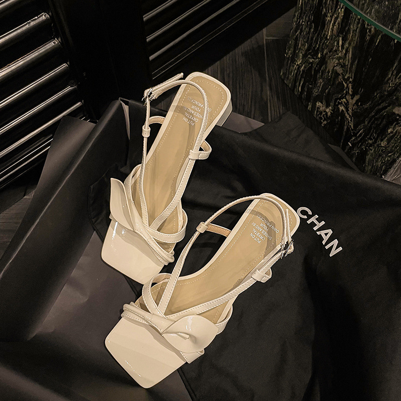 Sandal nữ da bò hoa Calla gót vuông 6 cm quai mảnh khóa đầu vuông da thật ghép màu hở ngón — Màu đen, Màu vàng, Màu trắng be chi tiết 47
