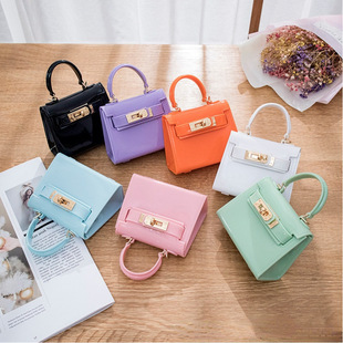 �¿������bas�r�пڼt��С�P���Ԇμ�б������XС��Ů����