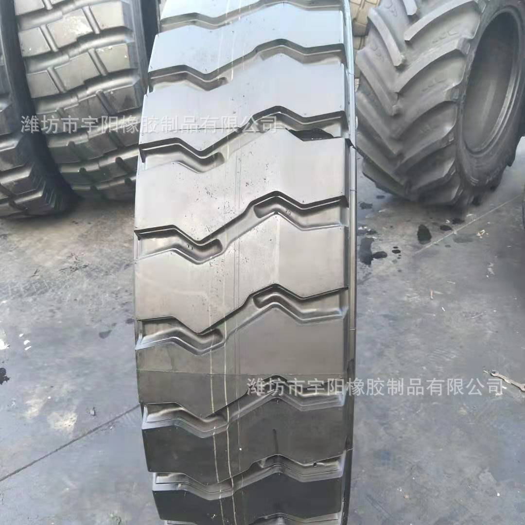 13.00R25 宽体自卸车轮胎 全钢子午线轮胎