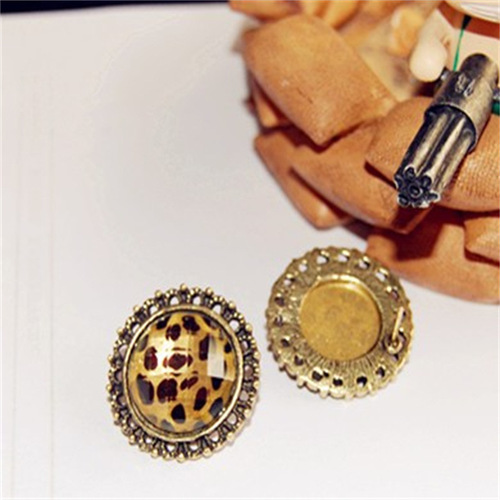 Winter New Arrival Art Deco Retro Cross-Border Bestselling French Style Popular Round Leopard Print Earrings Eardrops Earing Accessories