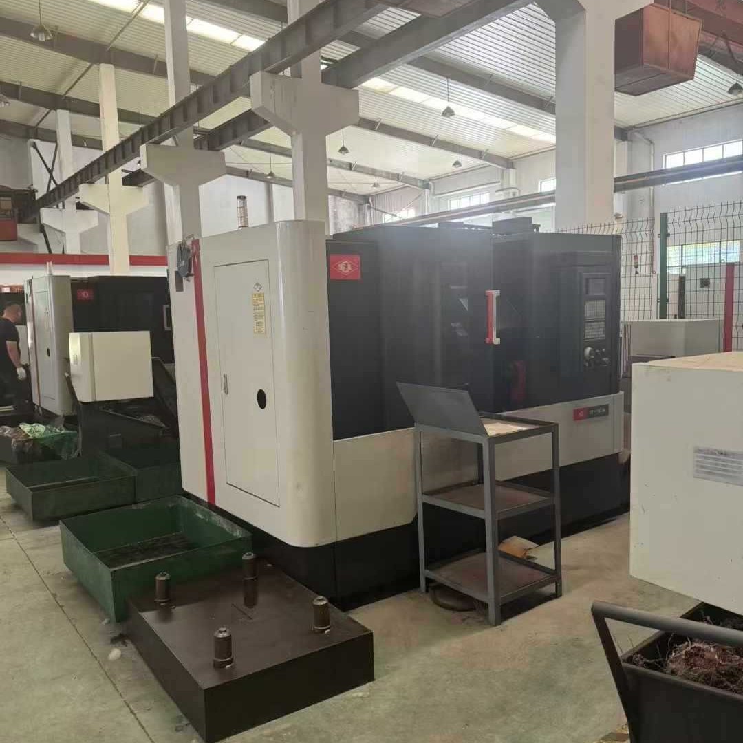 转让二手沈阳ETC3650n数控斜身车主轴转速4000机床重量:4000