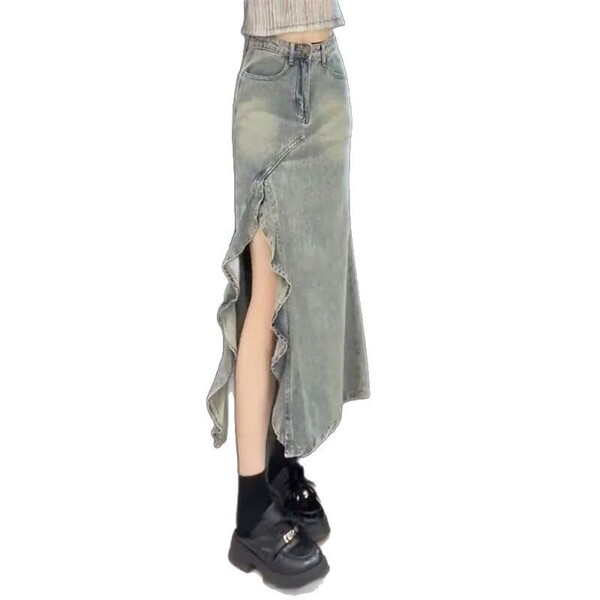 Small design summer denim skirt