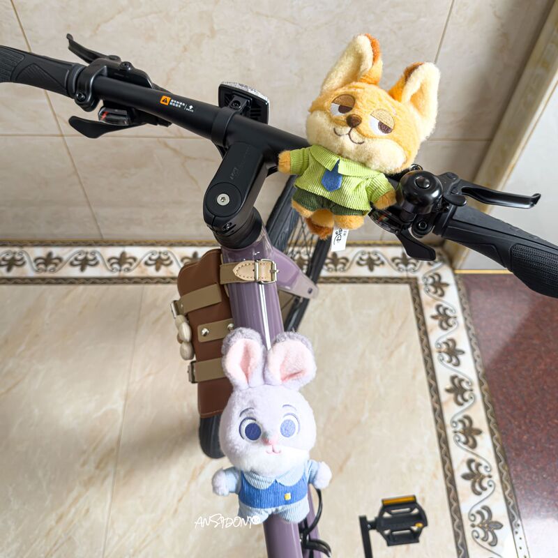 Road Mountain Bike Riding Pendant Bicycle Decoration Accessories Children's Balance Electric Motorcycle Doll Doll Female Road Mountain Bike Riding Pendant Bicycle Decoration Accessories Children's Balance Electric Motorcycle Doll Doll Female