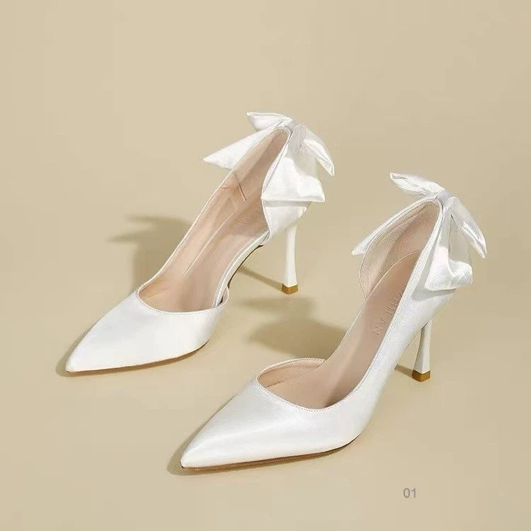 White high-heeled shoes with bow, universal wedding shoes