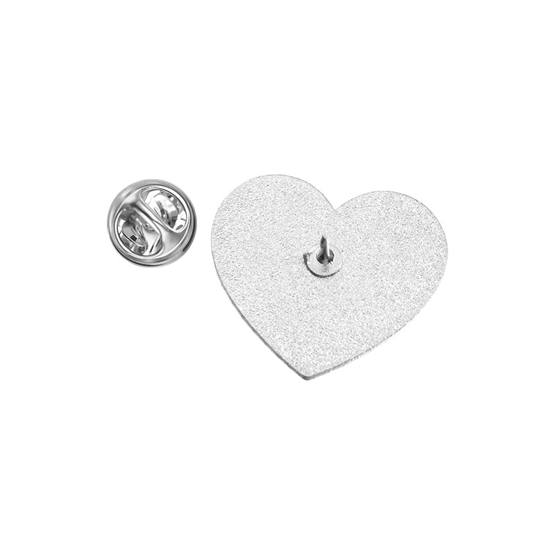 Simple Style Pin Letter Heart Shape Alloy Stoving Varnish Unisex Brooches display picture 3