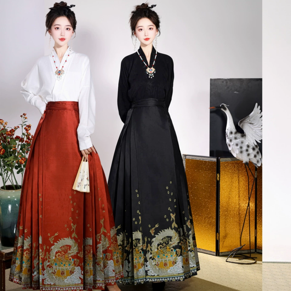 Копилка Ming новая китайская косметика, юбка с лапшой и одеждой