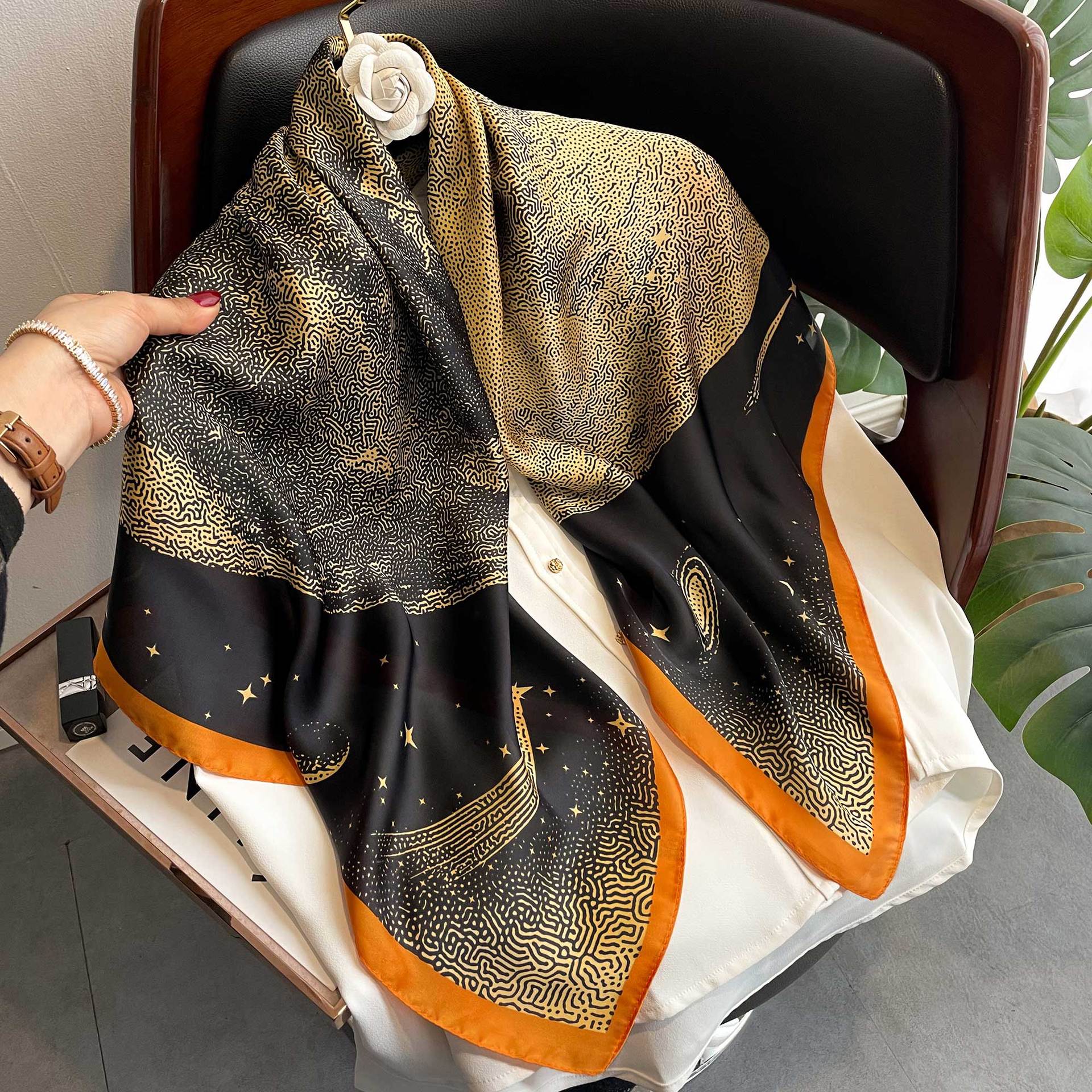Foulard in seta sintetica da donna sciarpa leggera estiva_voghion.com