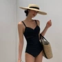 三角显瘦聚拢连体游泳衣