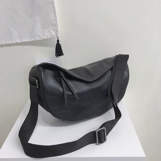 品牌女包2026新款斜挎包皮质大容量月牙包潮流单肩大包现货批发