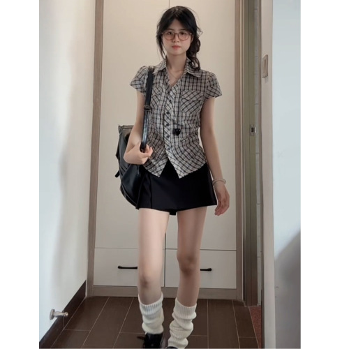 MR【Original Plaid】Korean Retro Plaid High-Waisted Shirt for Women - Summer Design-Focused Fitted Short-Sleeve Blouse