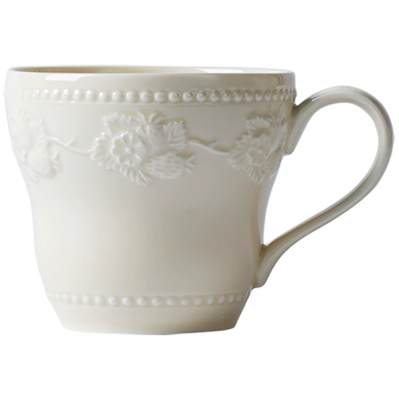 Ceramic Retro Relief Coffee Cup, 300–400 ml, Strawberry Embossed Design