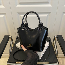 ���e�|�к��s����ˮͰ��2025�＾�¿����С��Ůʿ�r�Іμ�б���