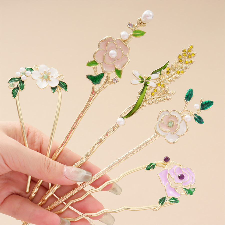 14g Weight Hair Sticks Hair Accessories Type 1 Piece Quantity Holiday, Street Occasion Metal Material Flower Pattern All Seasons Season Women's Gender Elegant, Retro Style Elegant Retro Women's Flower Metal Hair Sticks 6