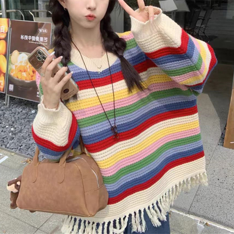 秋季新款彩虹条纹镂空毛衣女时尚宽松多巴胺撞色设计感流苏针织衫|undefined