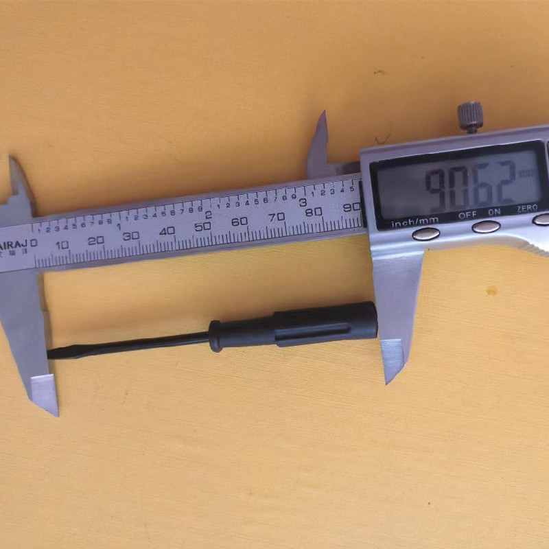 黑把螺丝刀_副本