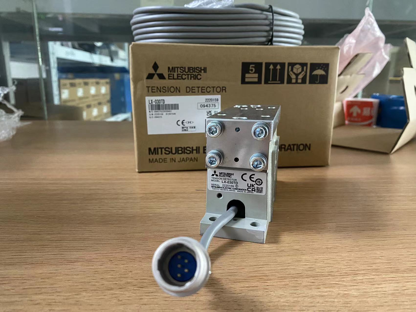 MITSUBISHI三菱LX-050TD张力控制器