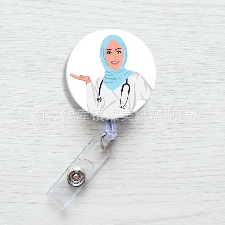 Nueva linda moda coreana de dibujos animados hebilla fácil de tirar tarjeta de trabajo clip de insignia certificado hebilla telescópica clip de insignia al por mayor