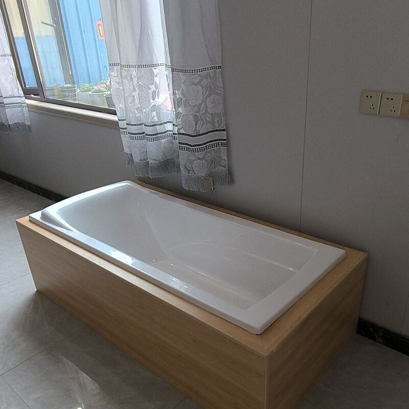 Acrylic Embedded Popular Thickeneded Bathtub Bath Square 1.67m 1.6m Single Bathtub