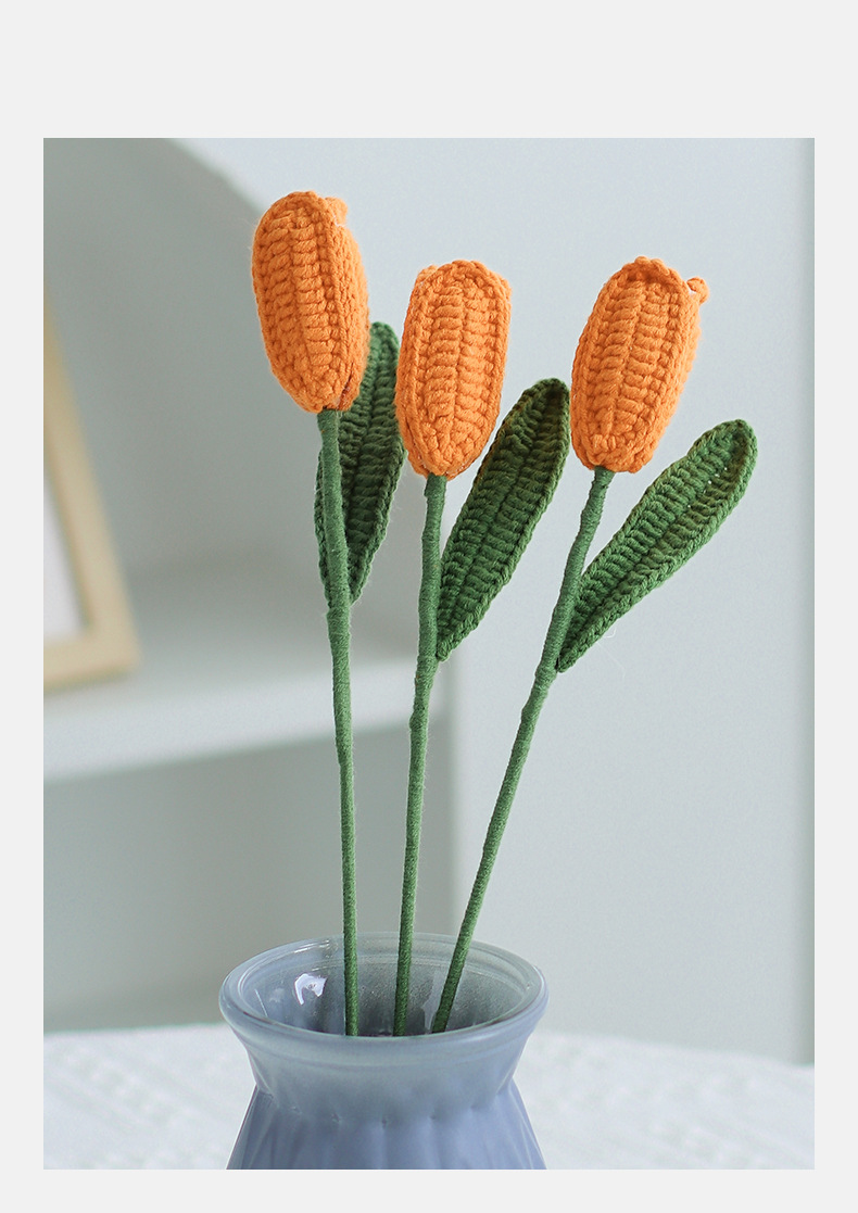 Bouquets of closed tulips, knitted finished woolen flowers, knitted flowers, festival gifts for girlfriend teachers, dried flowers pic 9