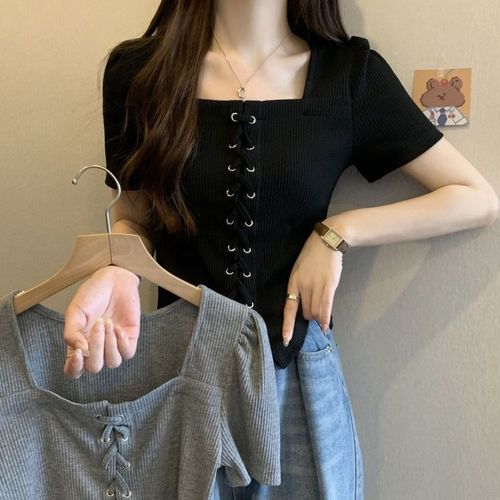 Ready-to-ship square-neck top, super beautiful, youthful style, unique design, distinctive look, tied waist, slimming, versatile, short-sleeved T-shirt