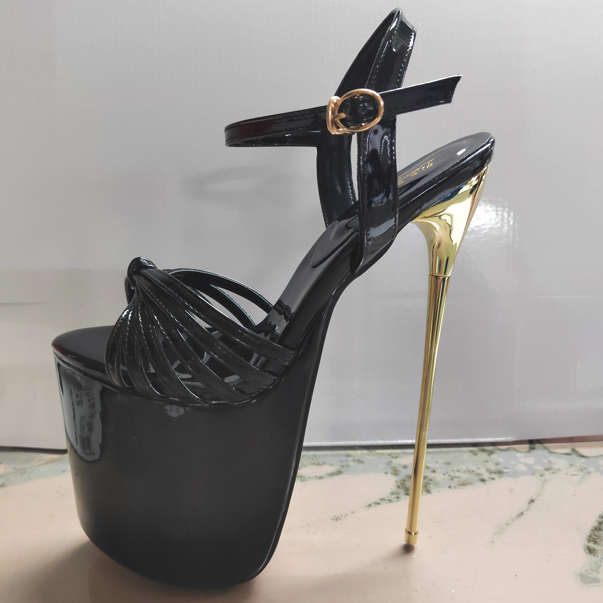 Dép sandal cao gót nữ quai mảnh gót thép 19cm cỡ lớn — Đen (19cm) chi tiết 1