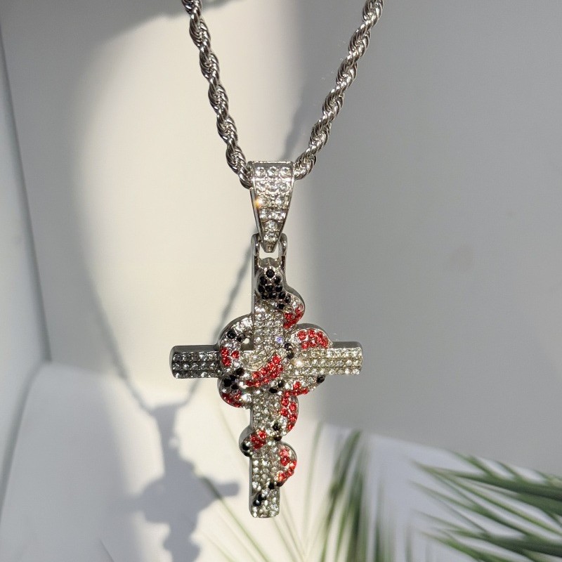 Iconic Cuban Chain Necklace For Men With Pendant Symbol Of Heritage_voghion.com
