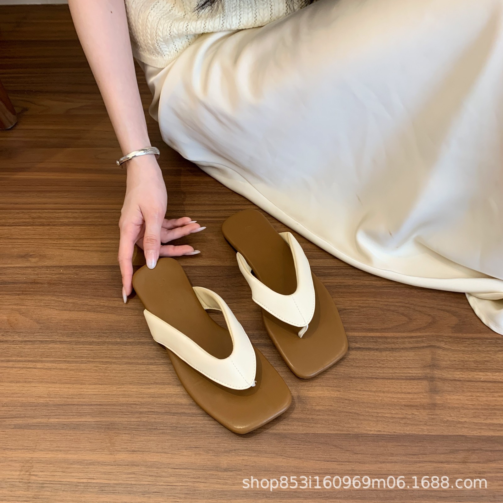 2025050809577996525748w1600h16