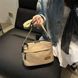 男女同款包包时尚百搭单肩包多隔层斜挎包尼龙防泼水休闲包收纳袋